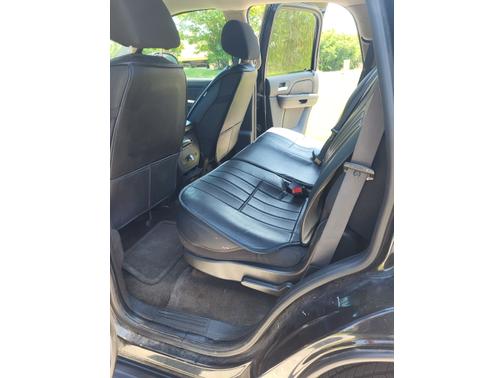 2011 GMC Yukon SLE