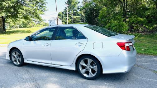2014 Toyota Camry SE