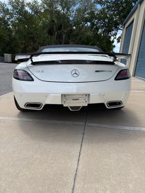 White 2015 Mercedes-Benz SLS AMG GT Final Edition