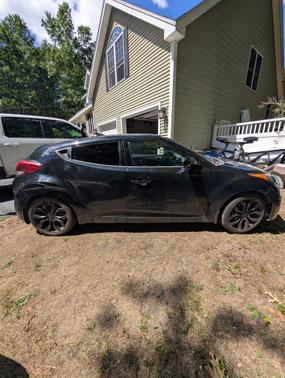 2013 Hyundai Veloster Base