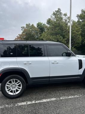 2023 Land Rover Defender S