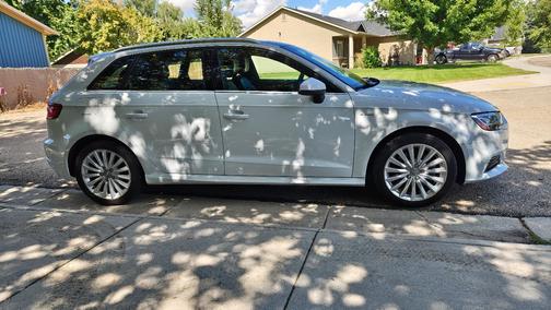 White 2018 Audi A3 e-tron 1.4T Premium