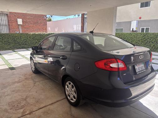 2013 Ford Fiesta SE