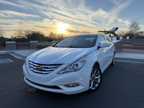 2012 Hyundai SONATA Limited 2.0T