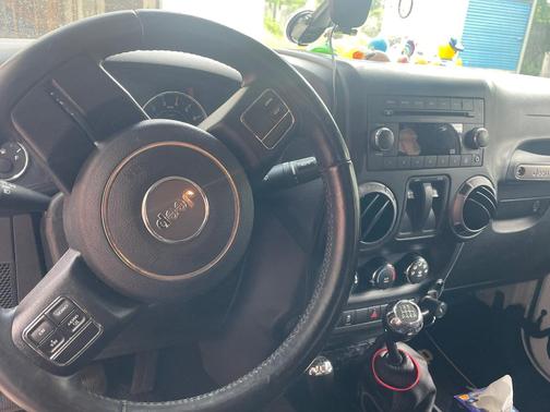 White 2015 Jeep Wrangler Sport