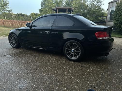 2010 BMW 128 i
