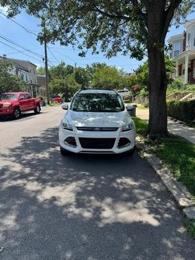 White 2014 Ford Escape Titanium