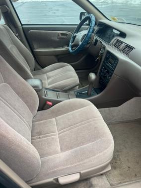 1999 Toyota Camry LE