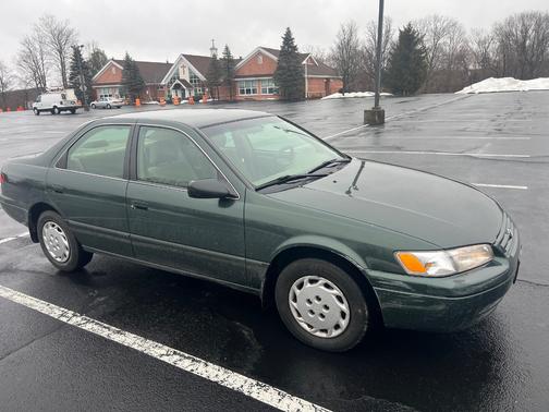 1999 Toyota Camry LE