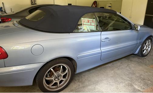 2004 Volvo C70 LT