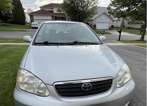 2005 Toyota Corolla LE