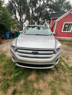 Silver 2019 Ford Escape SEL