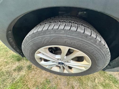 Silver 2019 Ford Escape SEL