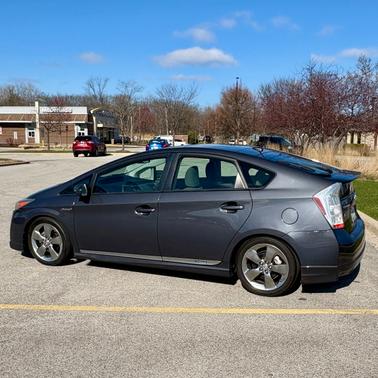 Gray 2011 Toyota Prius II