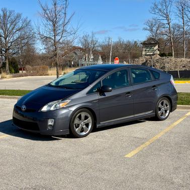 Gray 2011 Toyota Prius II
