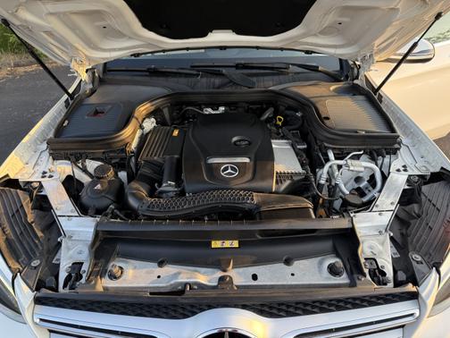 2018 Mercedes-Benz GLC 300 Base