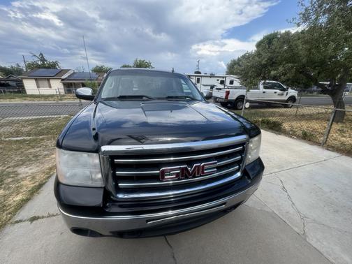 Black 2013 GMC Sierra 1500 SLE1