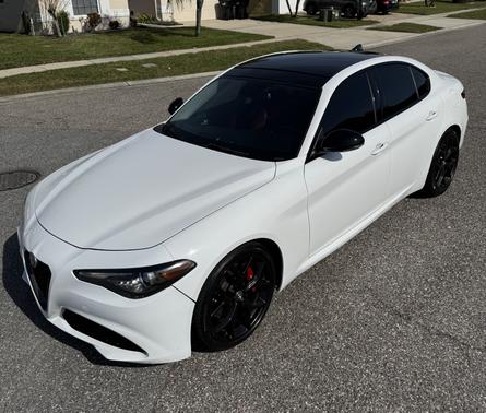 2019 Alfa Romeo Giulia Base