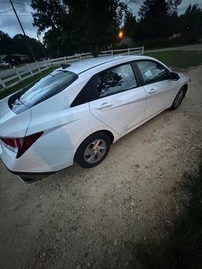 White 2026 Hyundai ELANTRA SE