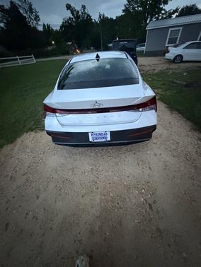 White 2026 Hyundai ELANTRA SE