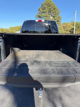 Blue 2022 Ford F-350 King Ranch