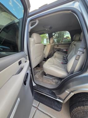 Gray 2000 GMC Yukon SLT