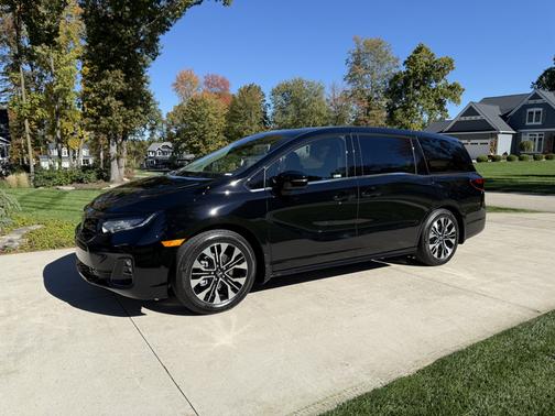 Black 2026 Honda Odyssey Elite