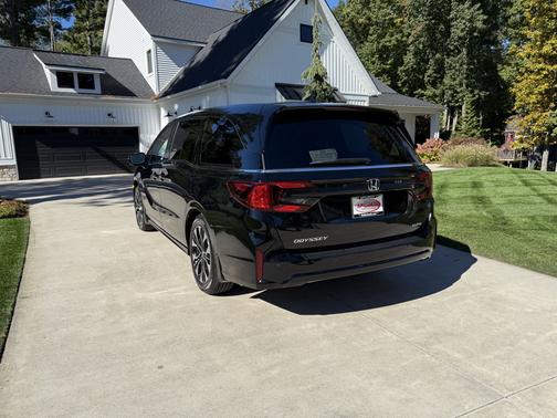 Black 2026 Honda Odyssey Elite