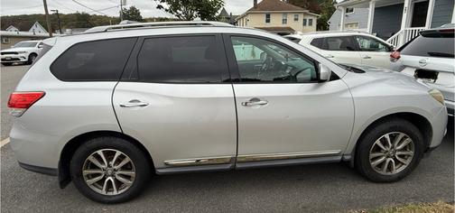 2013 Nissan Pathfinder SL