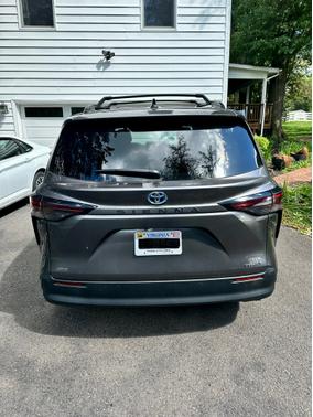 2024 Toyota Sienna XLE