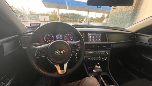 2018 Kia Optima LX