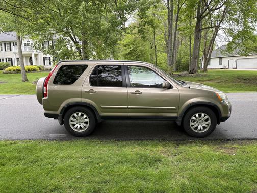 Beige 2006 Honda CR-V SE