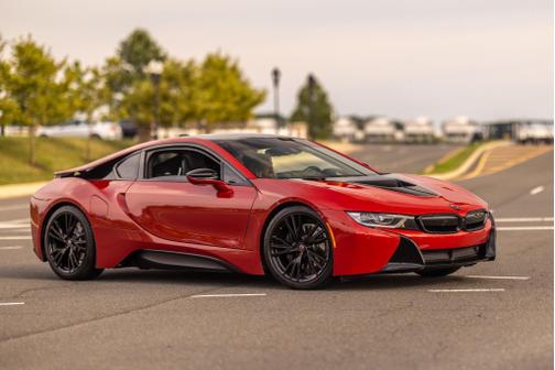 Photo 1 of 6 of 2017 BMW i8 Base