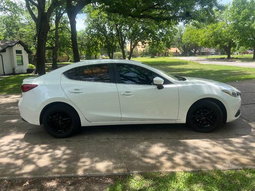 White 2015 Mazda Mazda3 i Grand Touring