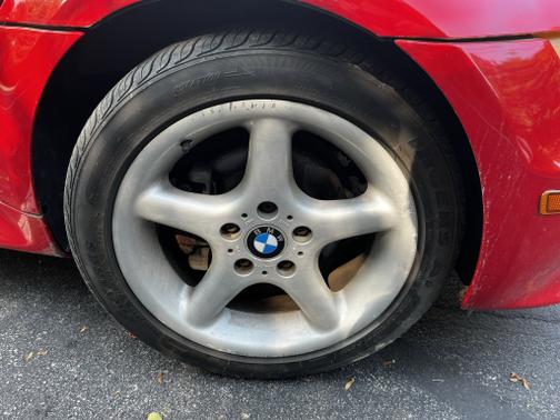 Red 1999 BMW Z3 2.8 Roadster