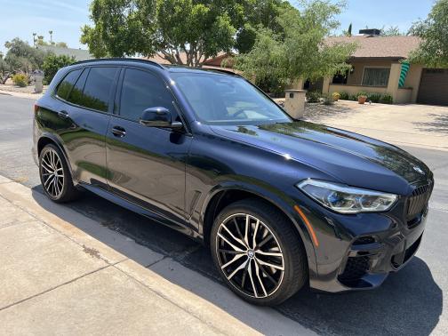 2023 BMW X5 M50i