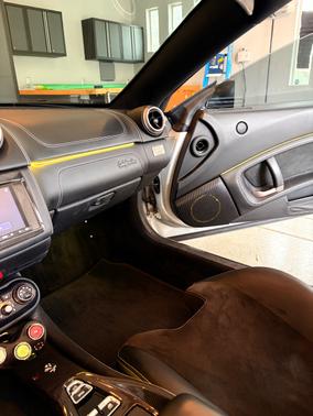 2012 Ferrari California Base