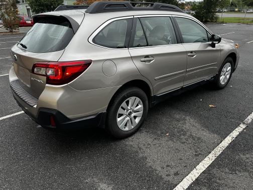 2018 Subaru Outback 2.5i