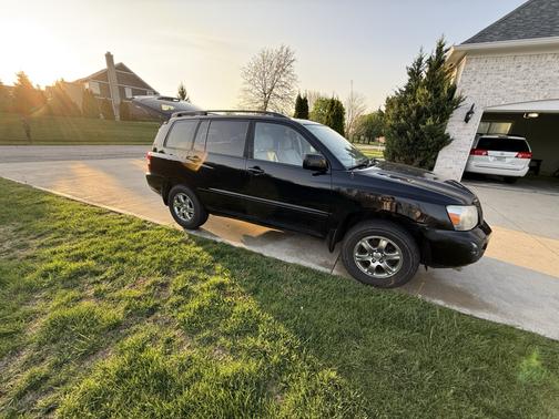 2005 Toyota Highlander Base
