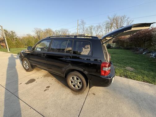 2005 Toyota Highlander Base