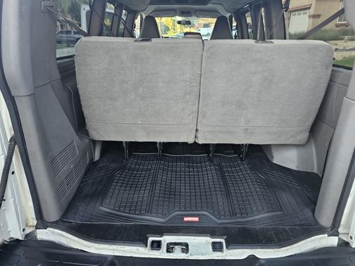 2017 Chevrolet Express 2500 LS