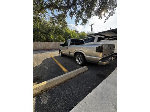 2003 Chevrolet S-10 LS