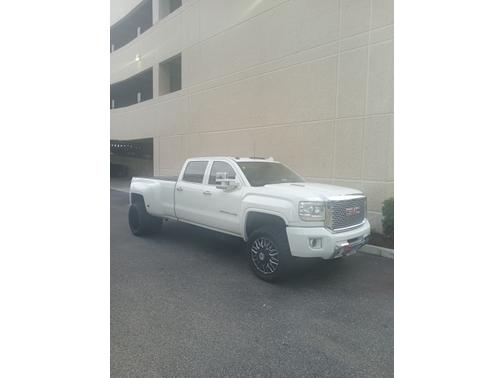2015 GMC Sierra 3500 Denali