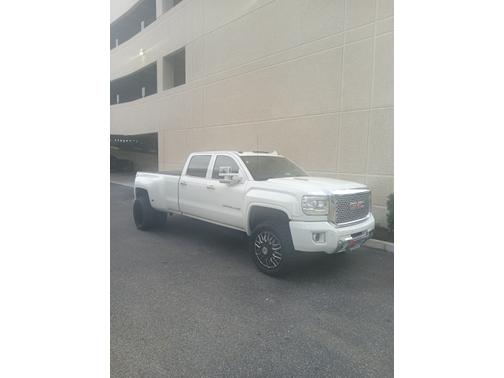 2015 GMC Sierra 3500 Denali