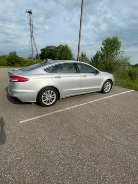 Silver 2019 Ford Fusion Energi Titanium