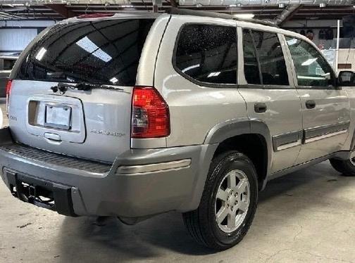 Silver 2004 Isuzu Ascender S
