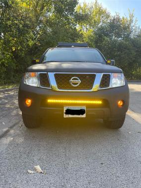 Black 2011 Nissan Pathfinder Silver
