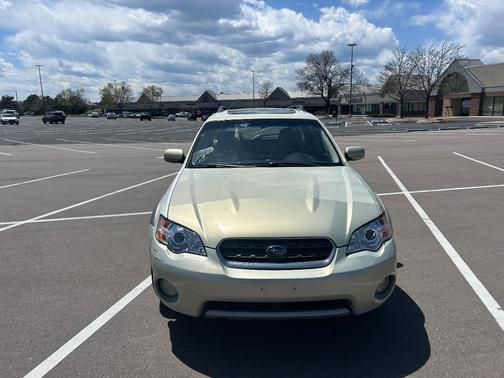 Gold 2007 Subaru Outback 3.0 R Limited L.L. Bean Edition