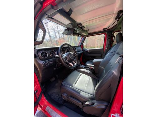 Photo 4 of 19 of 2021 Jeep Wrangler Unlimited Sahara