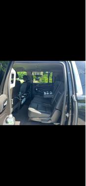 Black 2019 Chevrolet Suburban LT